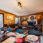 L'ours Centre Jacuzzi Apartman Châtel