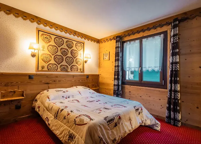 L'ours 아파트 Châtel